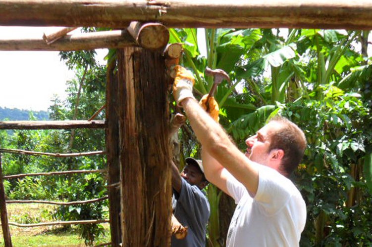 Kenya Community Outreach Volunteers