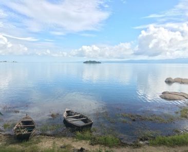 Lakeside View at Mlambe Cottage