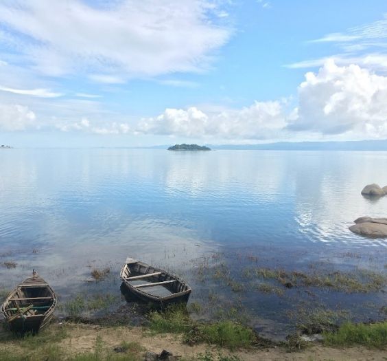 Lakeside View at Mlambe Cottage